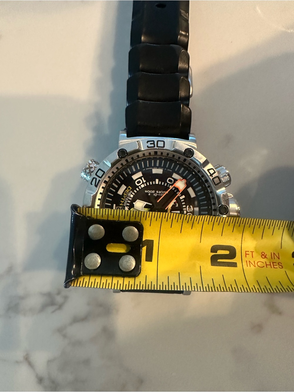 Citizen Eco-Drive Diver's Watch - Black and Silver - Picture 7 of 7